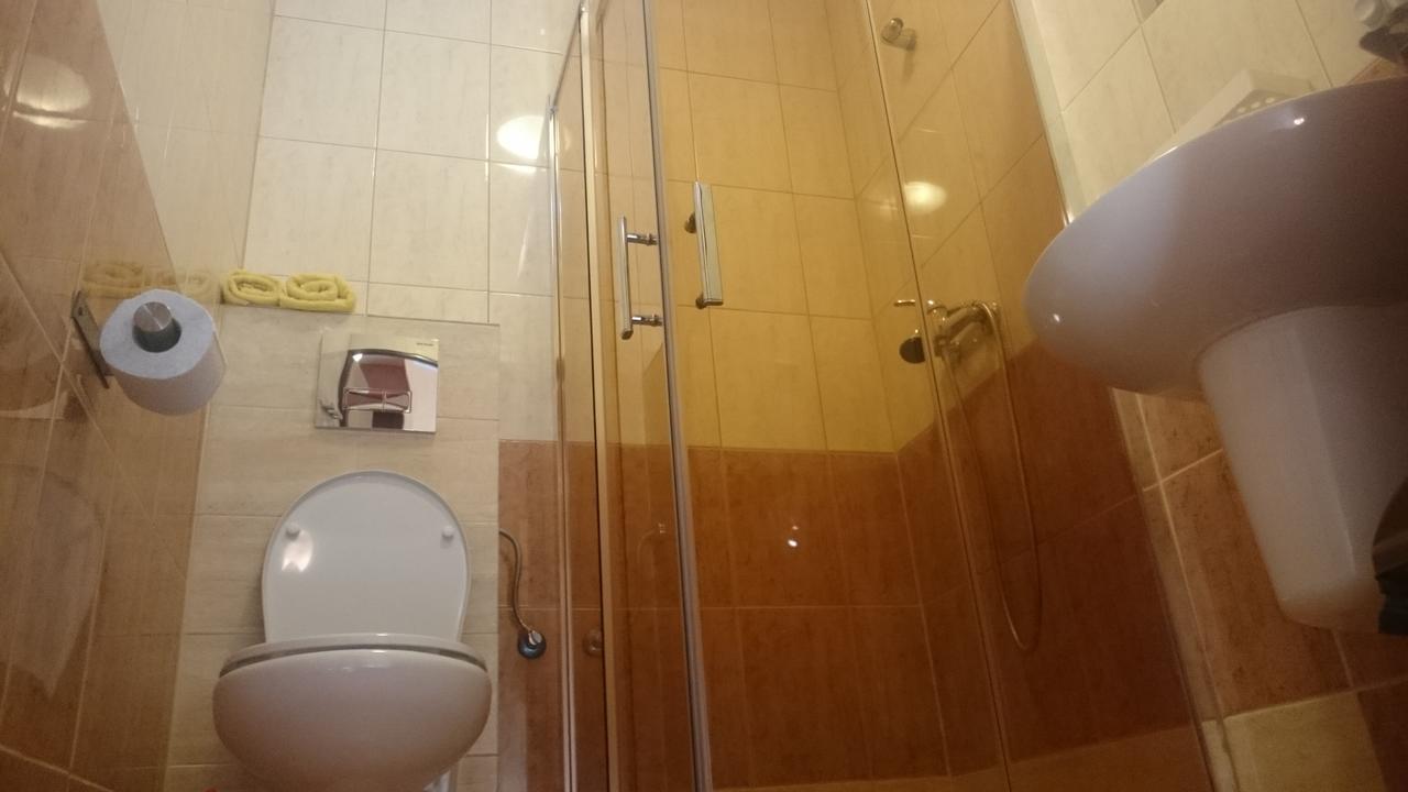O.W.Bingo Hotel Bieszkowice Ngoại thất bức ảnh